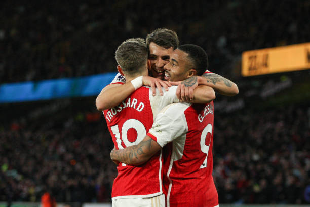 投入建隊 投入建隊